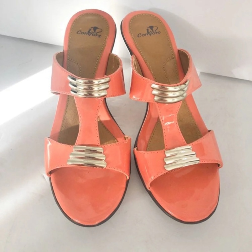 NWOB  icomfort coral sandals size 6 1/2